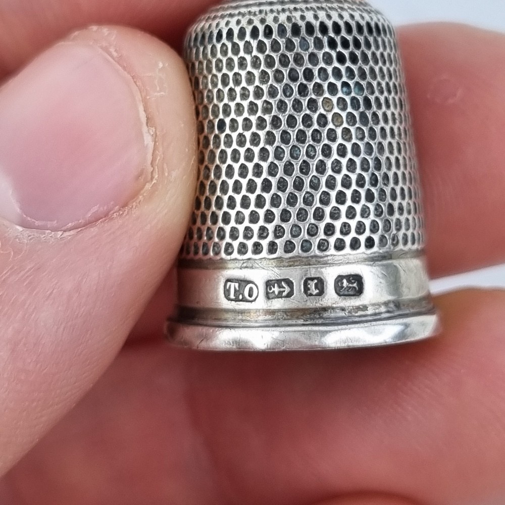 Antique Solid Silver Thimble Birmingham 1885 Thomas Oakley