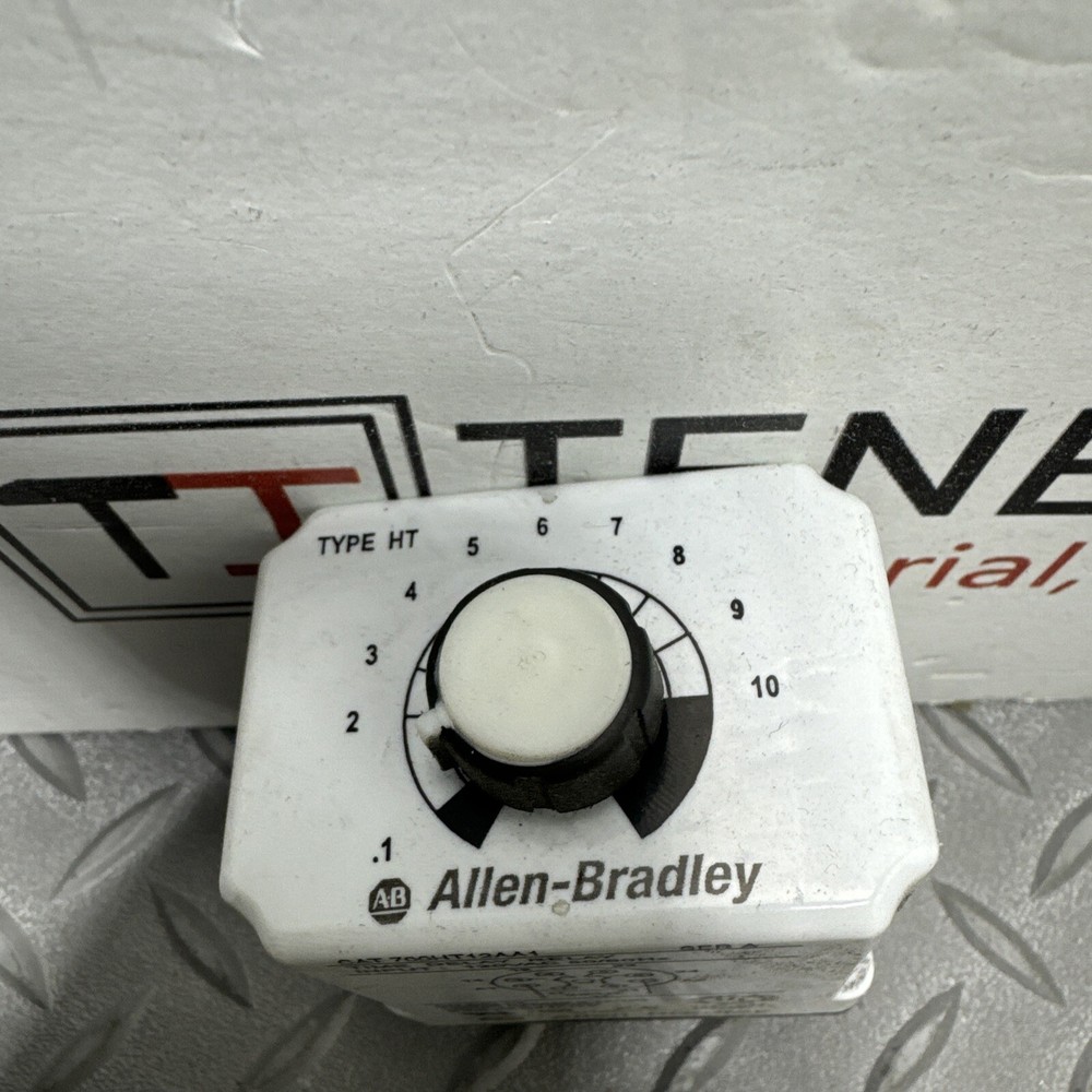 Allen Bradley On-Delay Timer Cat. 700HT12AA1 SerA A-42