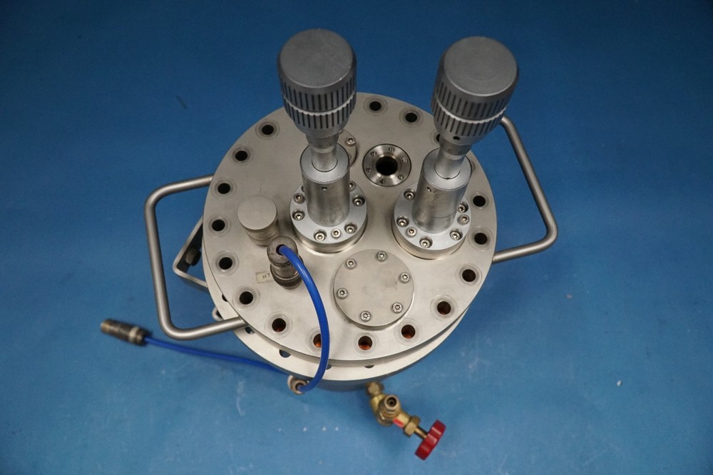 AUGER - JAMP -10 Microprobe Stage