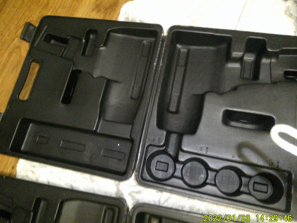 2 THE SAME EMPTY CHICAGO PNEUMATIC PLASTIC CASES IMPACT WRENCH SOCKETS