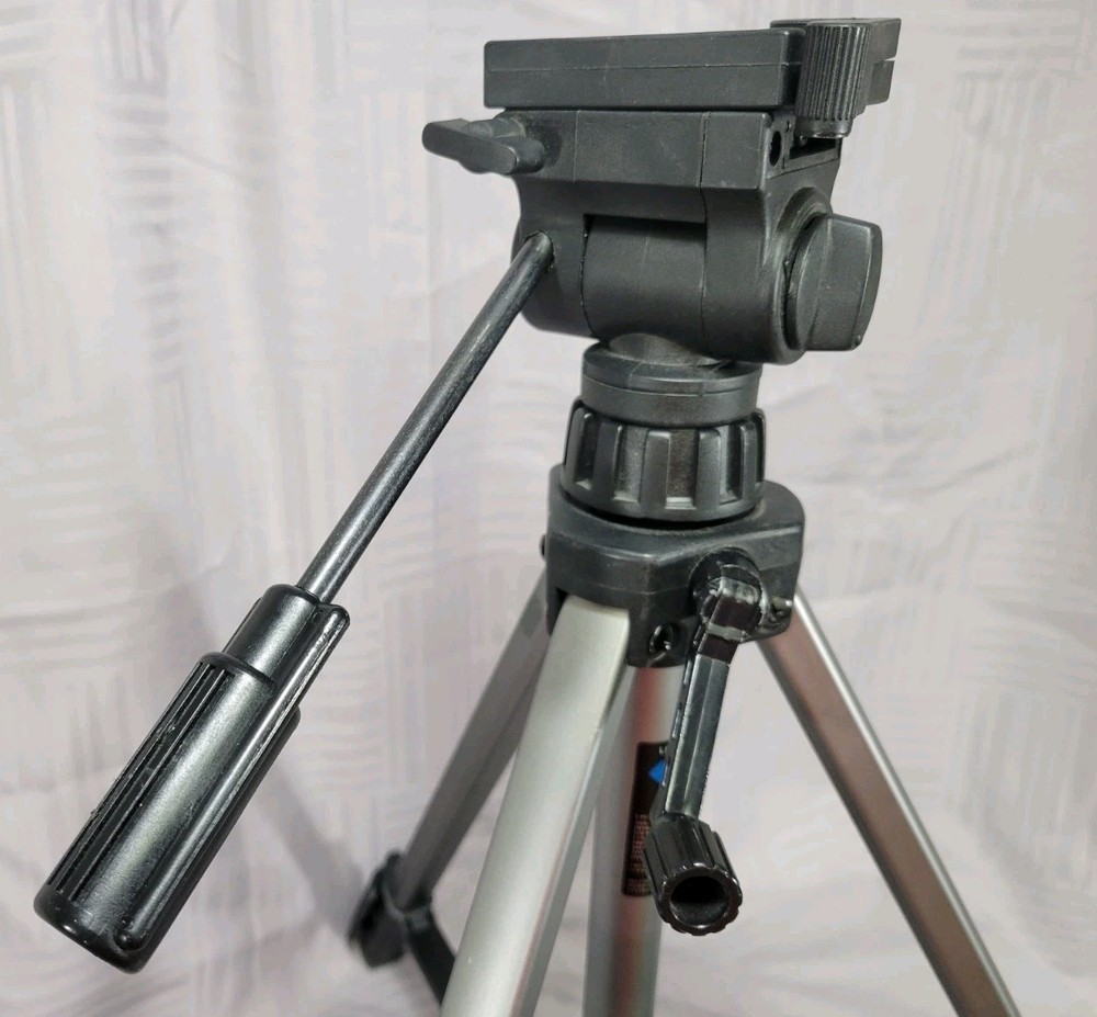 Magnovox 48" Tripod