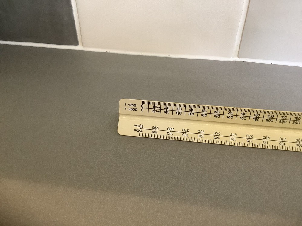 Vintage Blundell Harling Triangular Architects / Engineers Metric Scale Rule