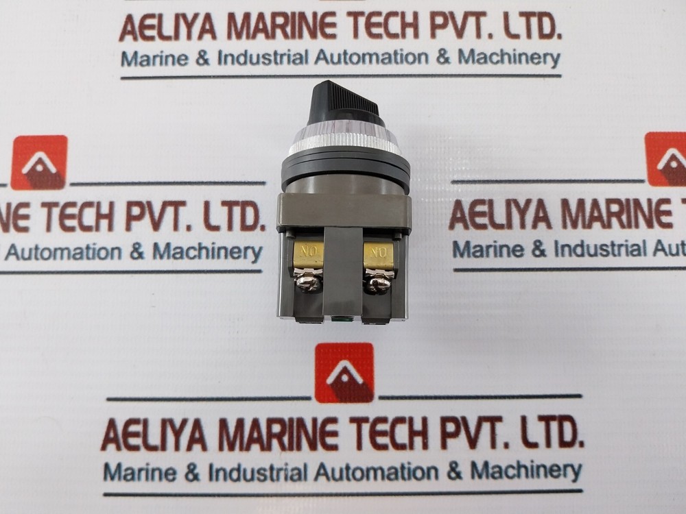 IDEC IZUMI ASN 310 Control Unit Selector Switch