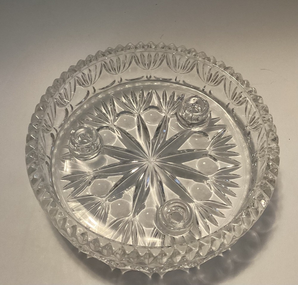 Candlestick Holder for 3 Candles ~ Sawtooth Pattern Edge and Starburst Bottom