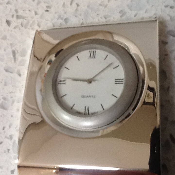 Bloomingdales Silver Plated Quartz Desk Clock - NEW