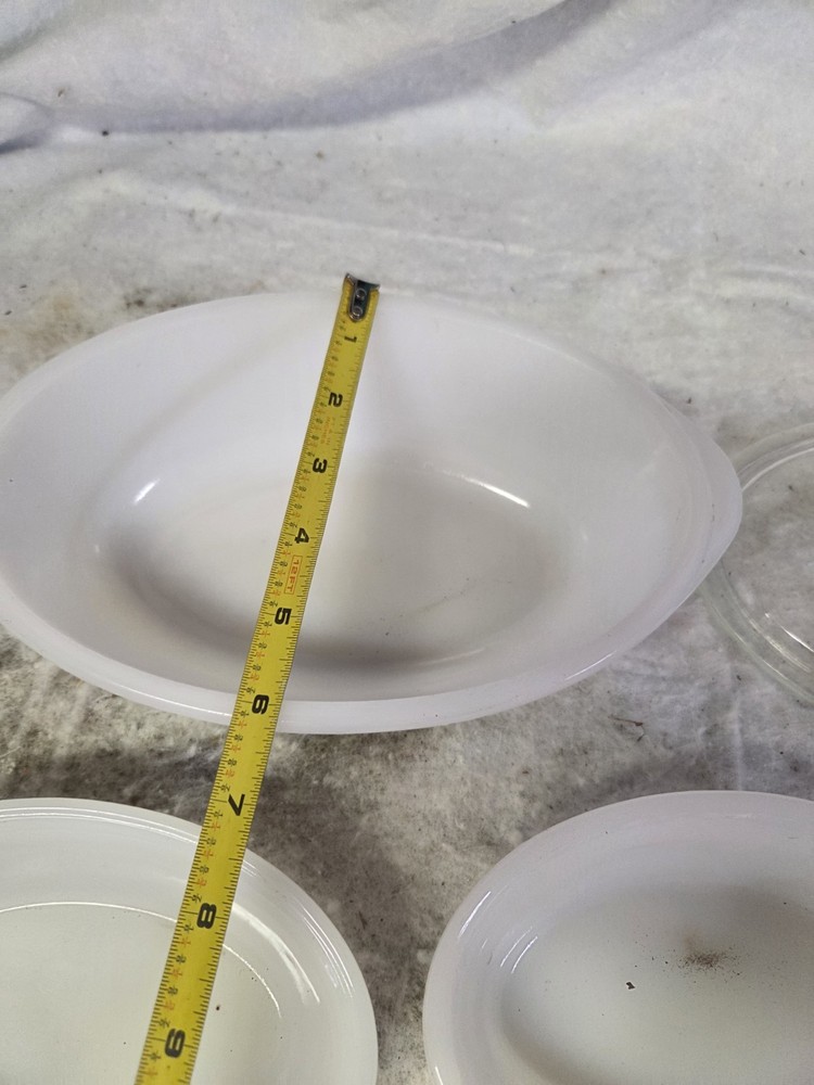 Glass bake 3 Pc Set. Needs Cleaned. See Pics