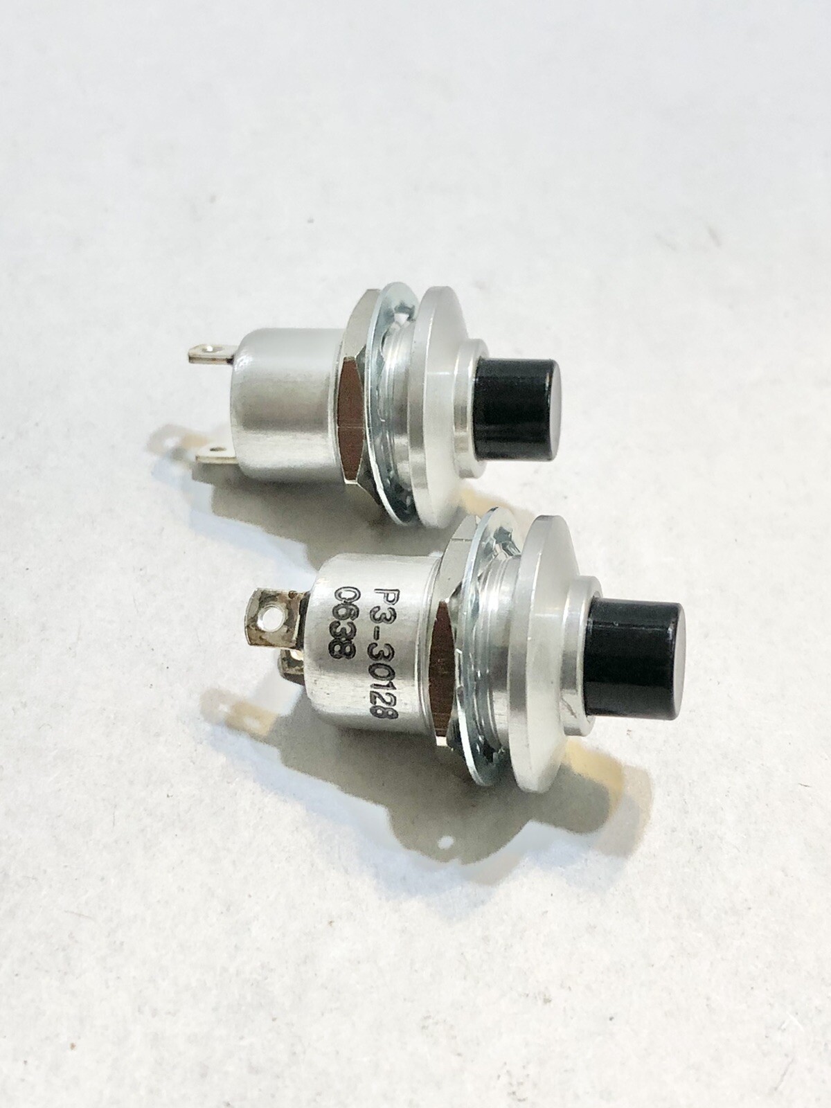 (qty=2) P3-30128 pushbutton switches