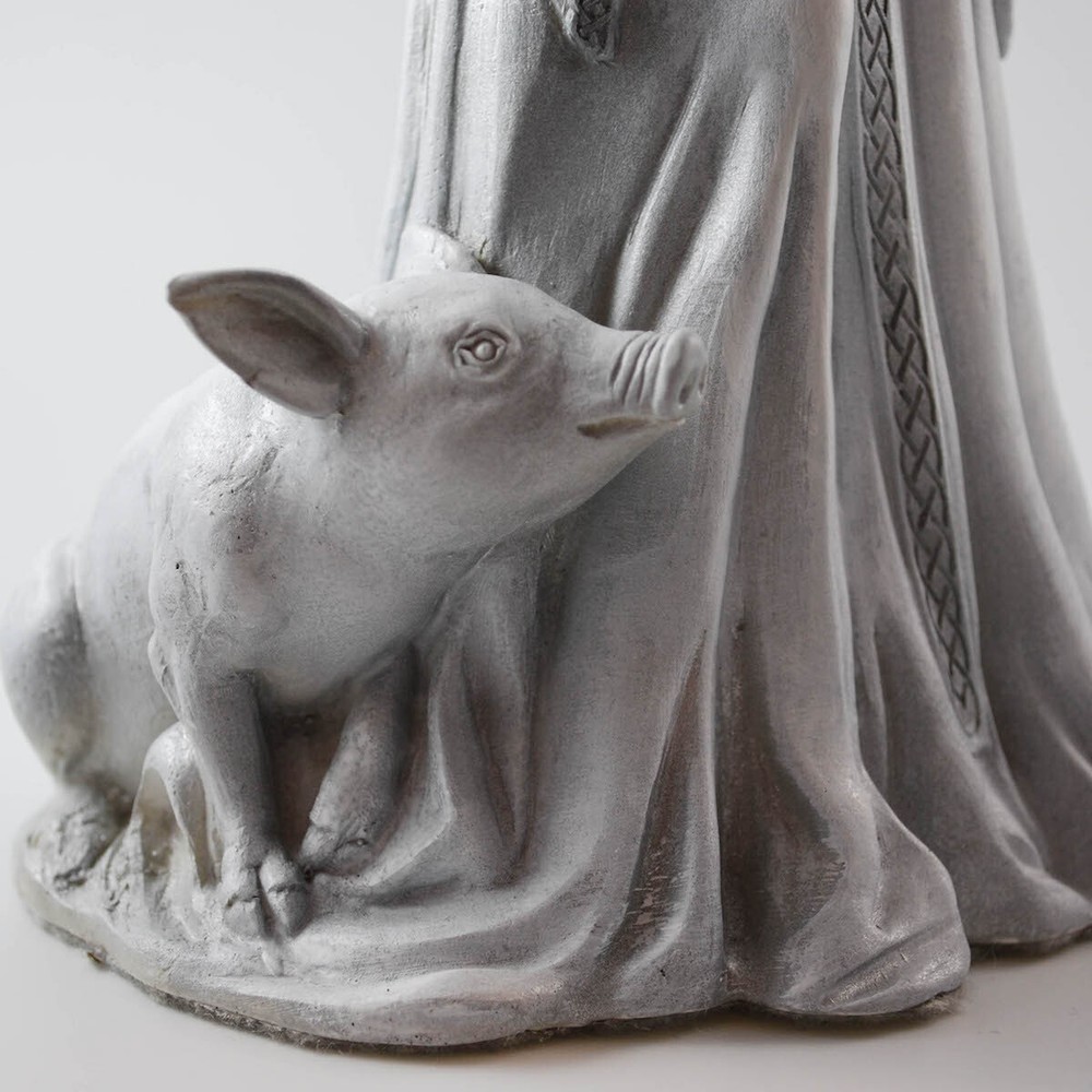 Cerridwen - Hand cast statue