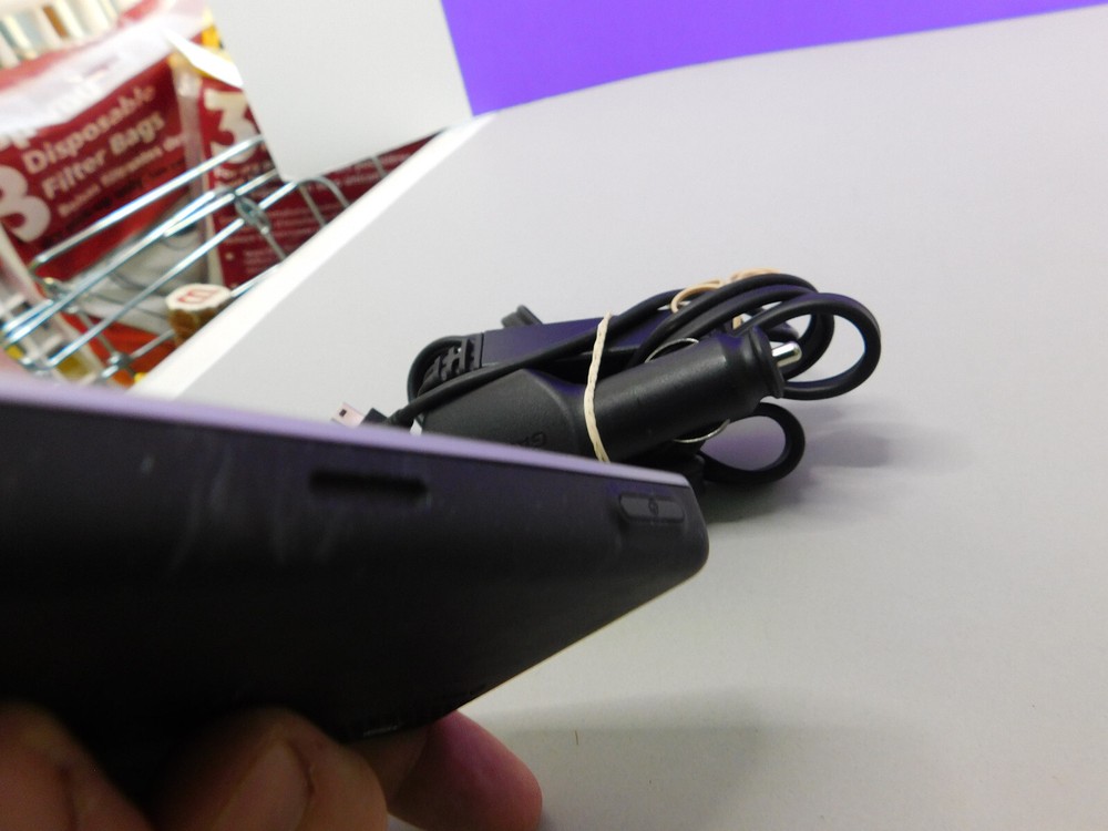 Garmin nuvi 1300 tested powers up