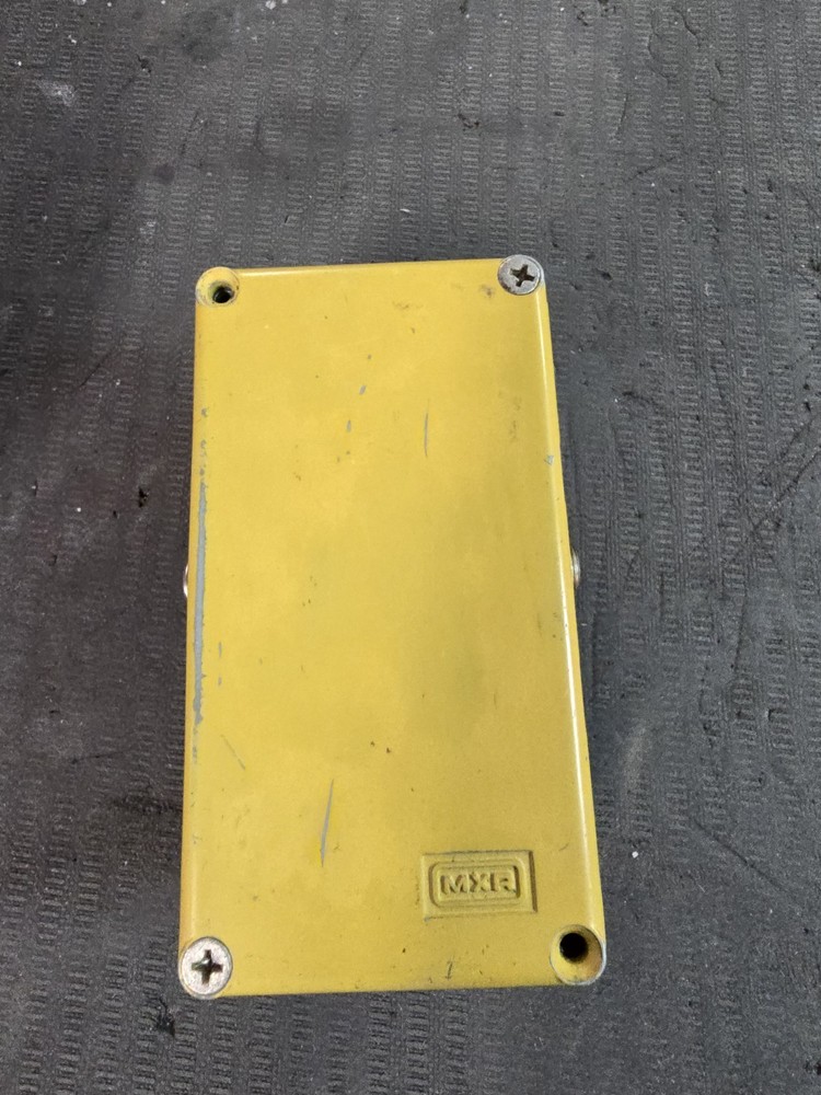 MXR Distortion Plus Vintage 1981 Guitar Effect Pedal