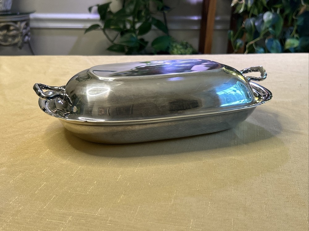 Reed and Barton 5001 Mayflower Lidded Oval Serving Plate