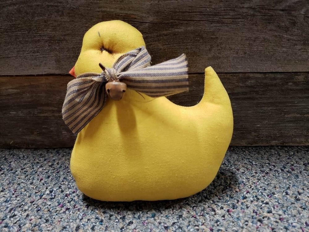 Primitive Grungy Chick  Easter Spring Handmade