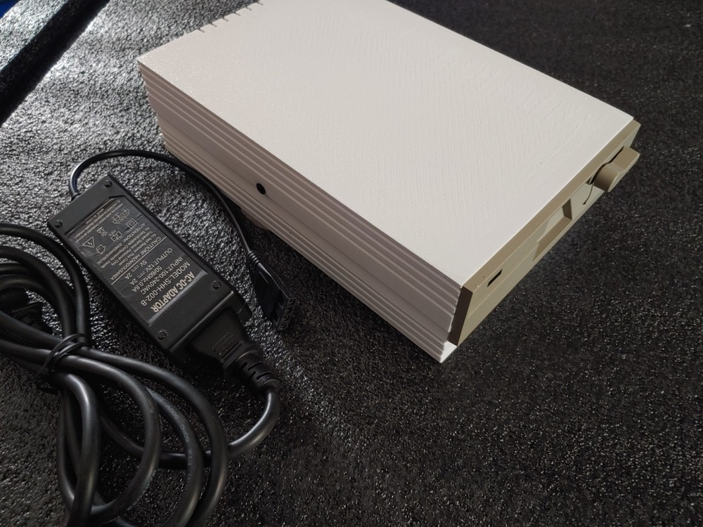 External fully assembled GreaseWeazle (v4) 5.25 inch Floppy Drive with PSU