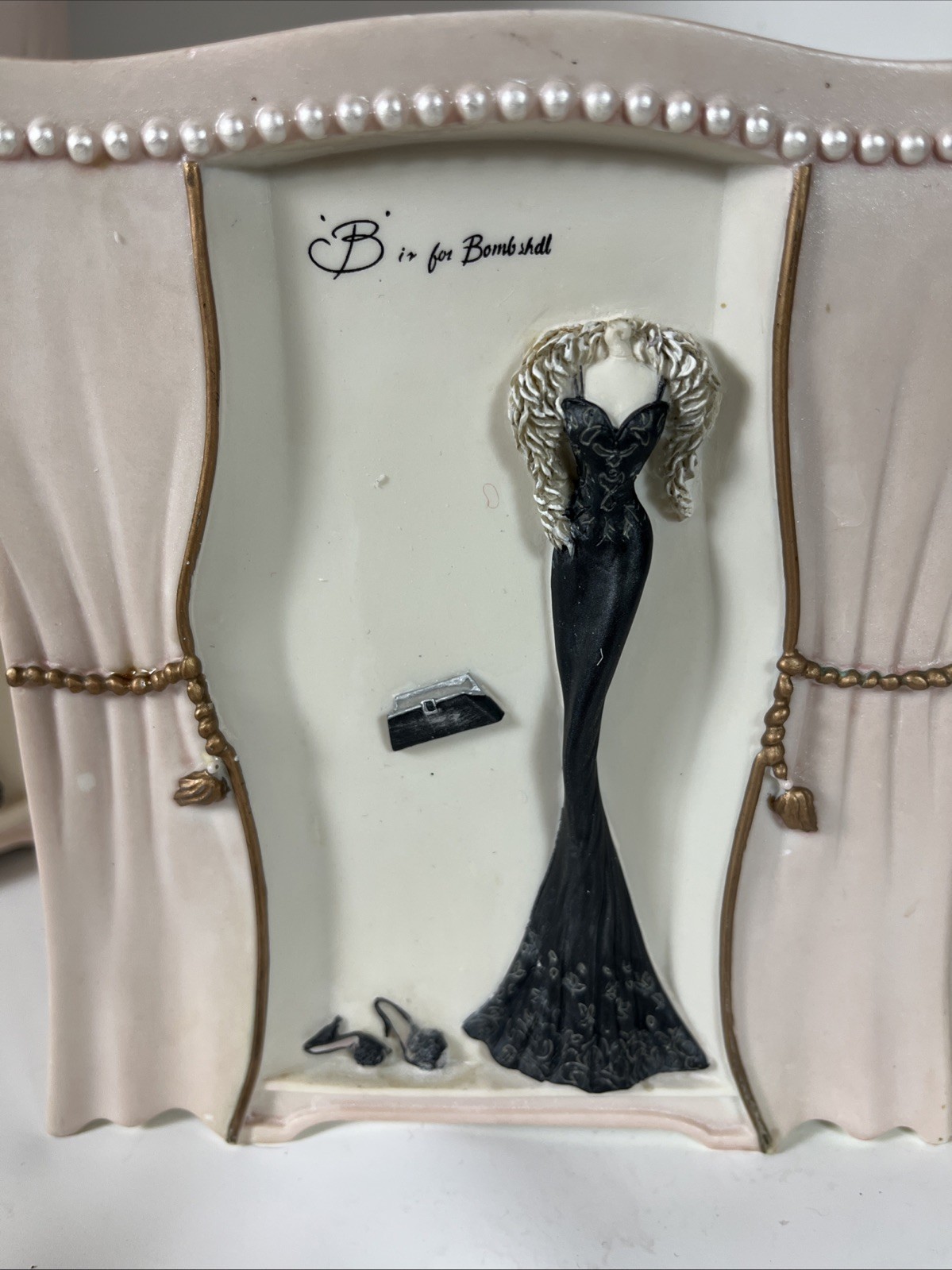 Vintage Accessories Dress To Thrill BedBath&Beyond Rare Tissue Box & Trash Can