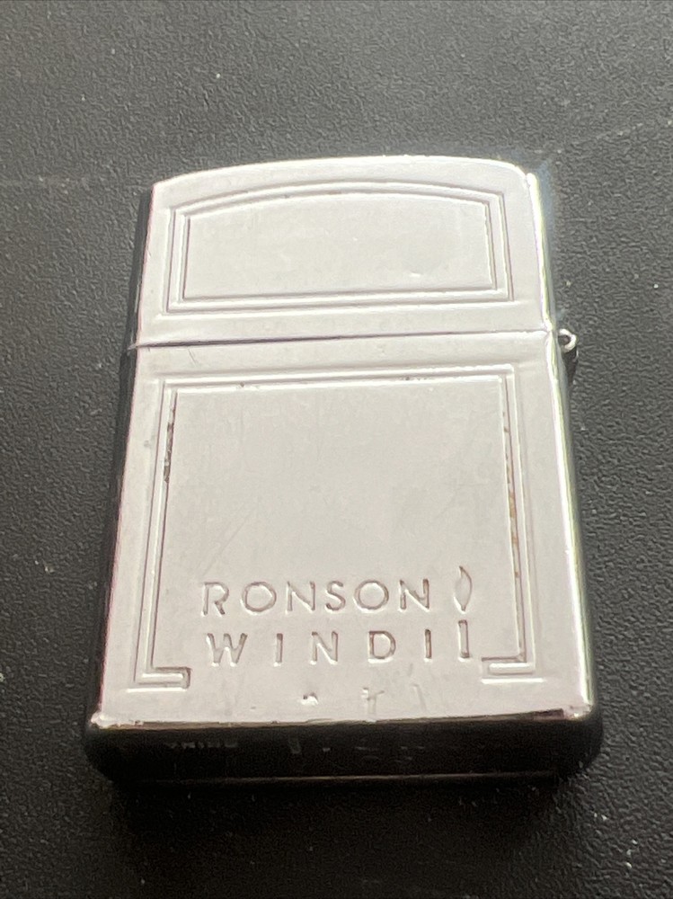 Vintage RONSON WIND II Cigarette Lighter