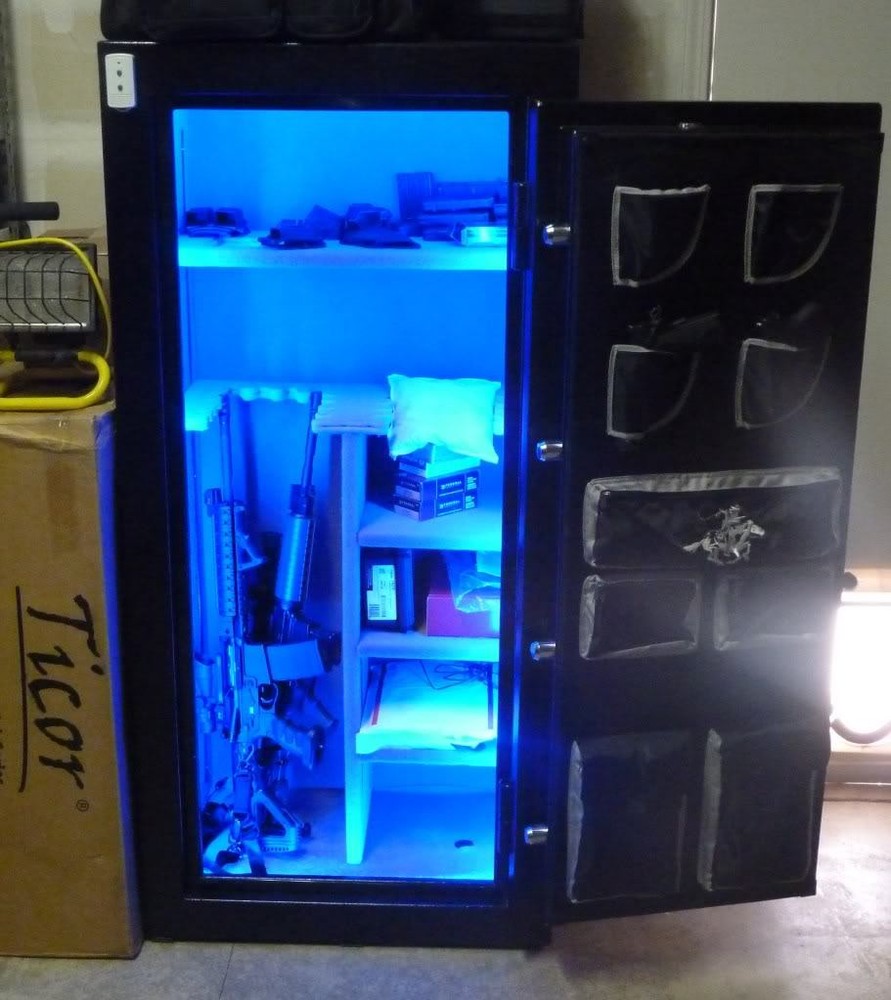 Gun Case / Showcase LED light - all colors with remote