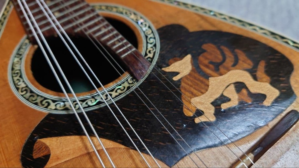 Rare item Zen-on Mandolin No60