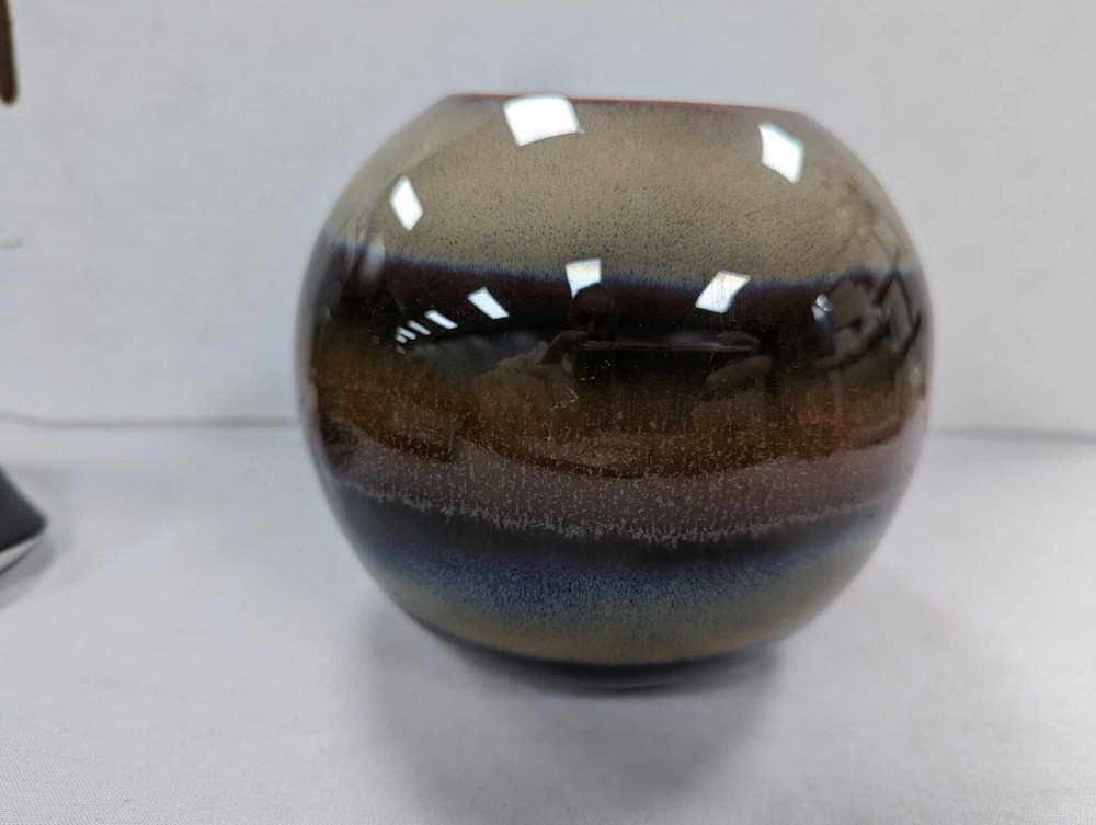 Studio Pottery Brown Glazed Ceramic Vase (B55)