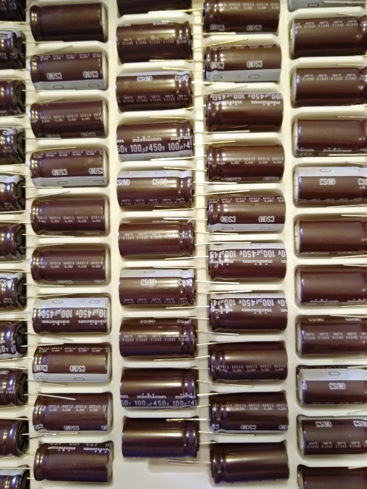 4X 100uF 450V NICHICON Electrolytic Capacitor 17mm X 35mm 105°C