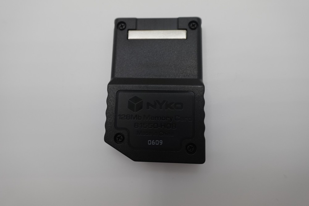 Nyko Nintendo GameCube memory card 128mb 2043 Blocks