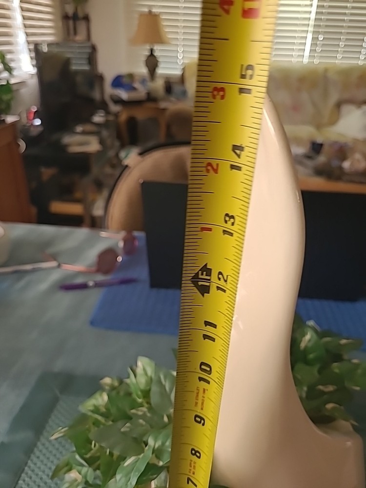 VTG. VASE AND VINE
