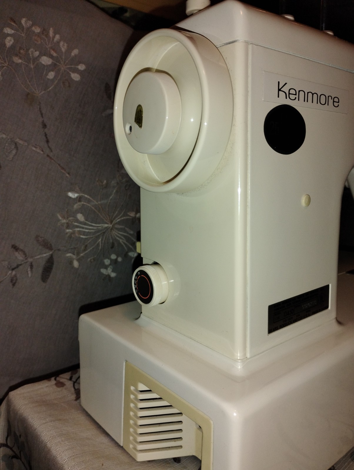 Vintage Sears/ Kenmore 158.1345 Sewing Machine