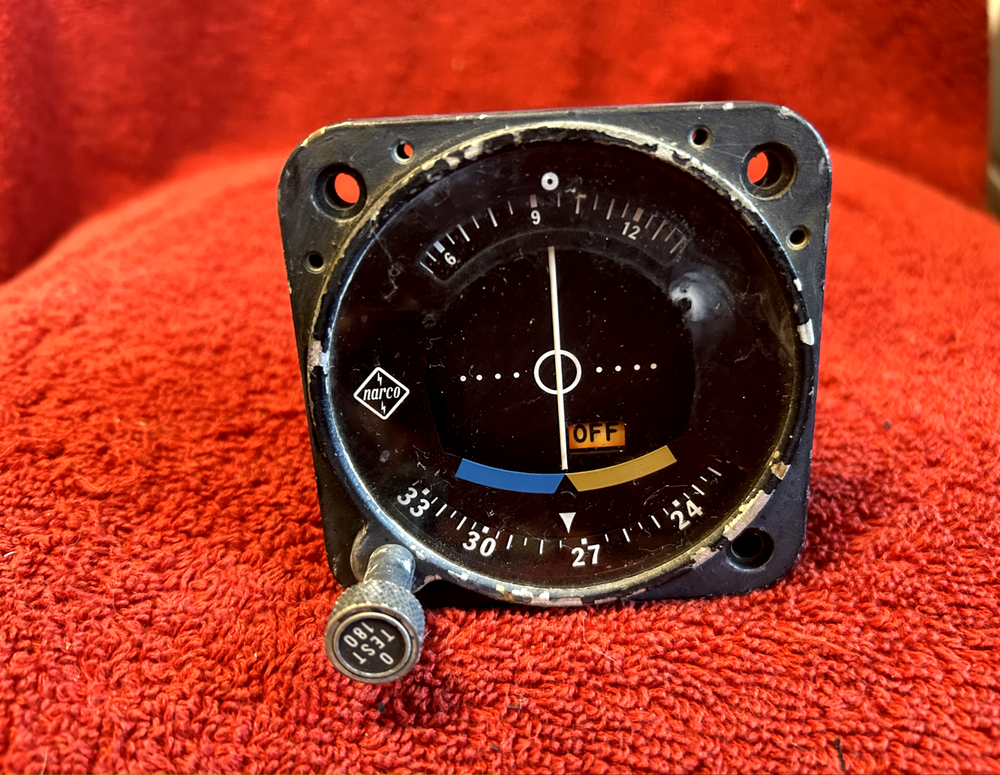 NARCO VOA-8 VOR CONVERTER INDICATOR