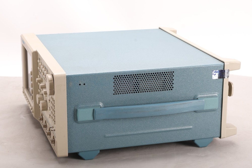 Tektronix TDS 540 Four Channel Digitizing Oscilloscope