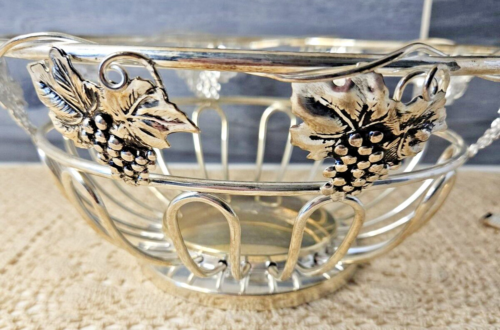 Vintage Studio Silversmiths Wire Fruit Bread Basket Ornate Grape Clusters (read)