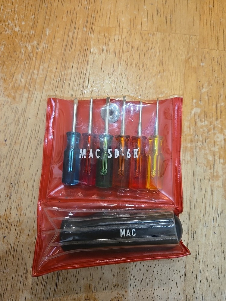 Mac Tools Vintage Mini Flat Tip Phillips Head Screw Drivers W Black Handle SD-6K