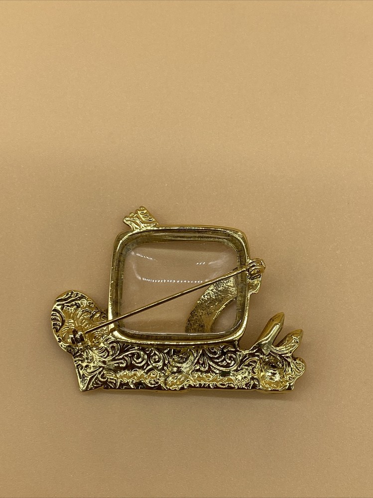 vintage brooch pin back unsigned collectors