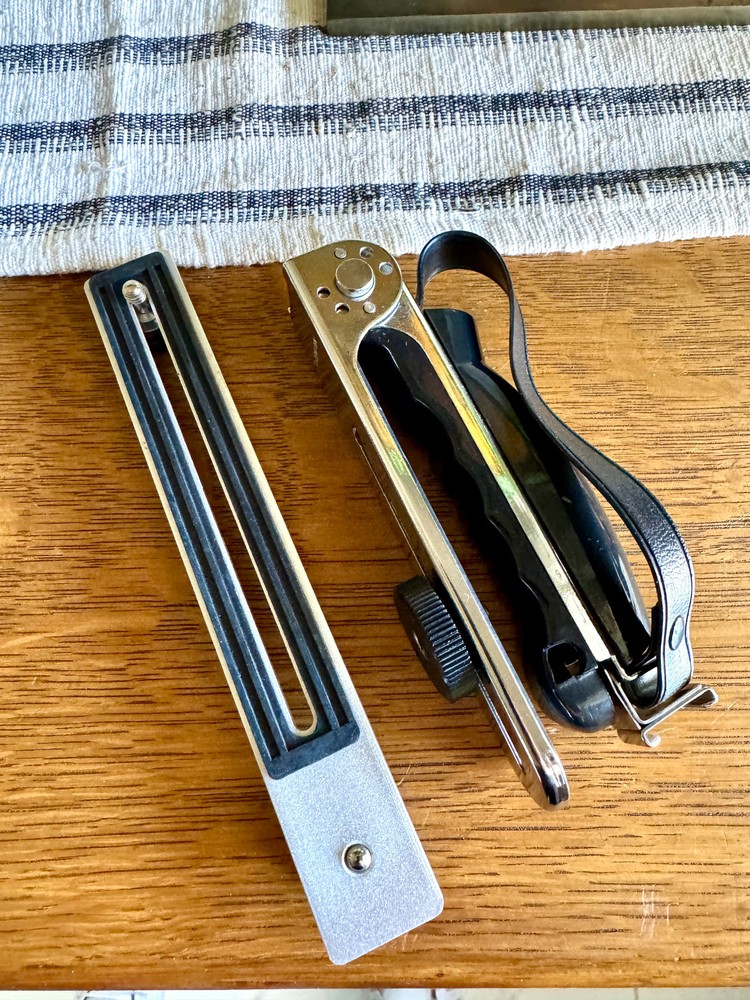 Vtg Flash L Bracket For Camera Foldable/Adjustable Compact Bracket ~ 35MM Hand