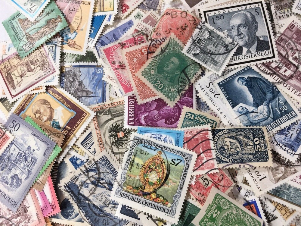 AUSTRIA - 200 STAMPS - ALL DIFFERENT - USED