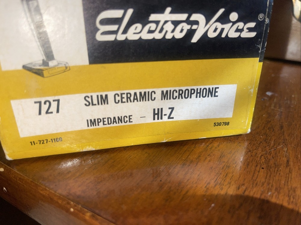 ELECTRO VOICE MODEL 727 Never Used MICROPHONE Nice Condition As Shown