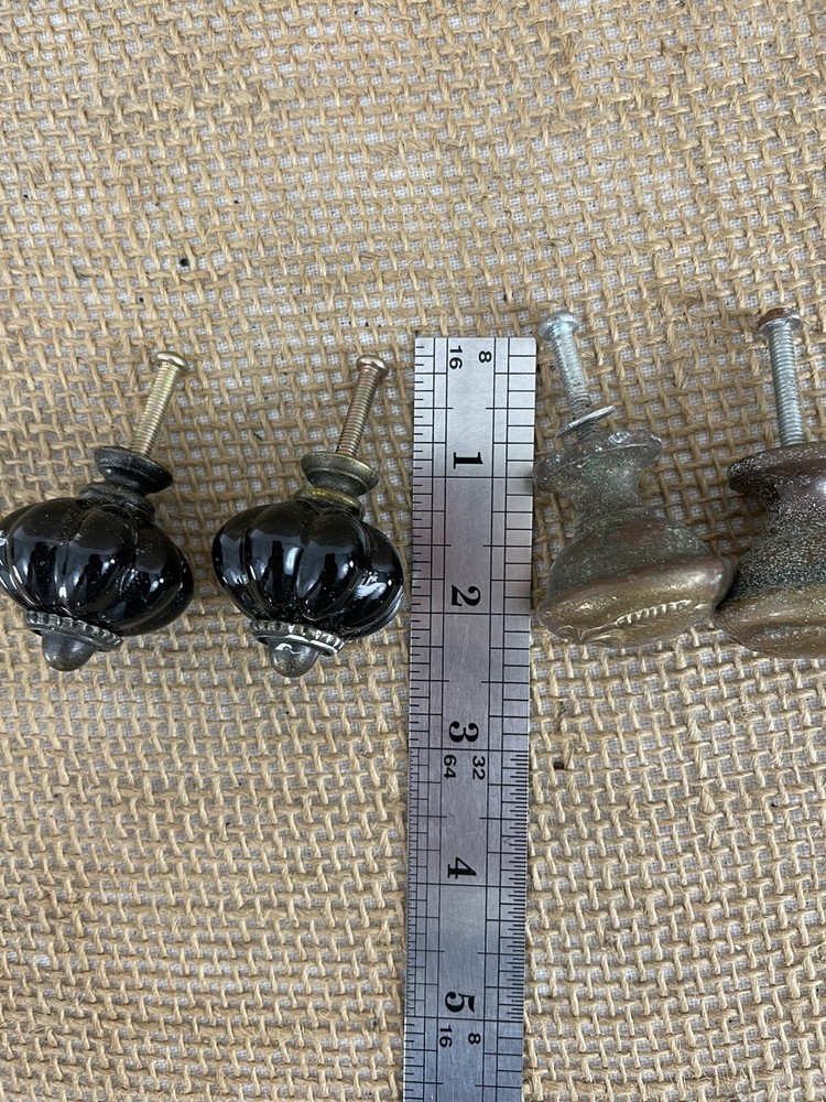 Mixed Lot of 3 Brass Knobs 2 Brown Porcelain Knobs (5)