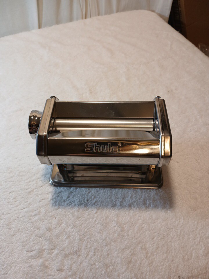 Shule Pasta Maker Stainless NOT WORKING PARTS MISSING .MISSING CRANK BUT WORKS