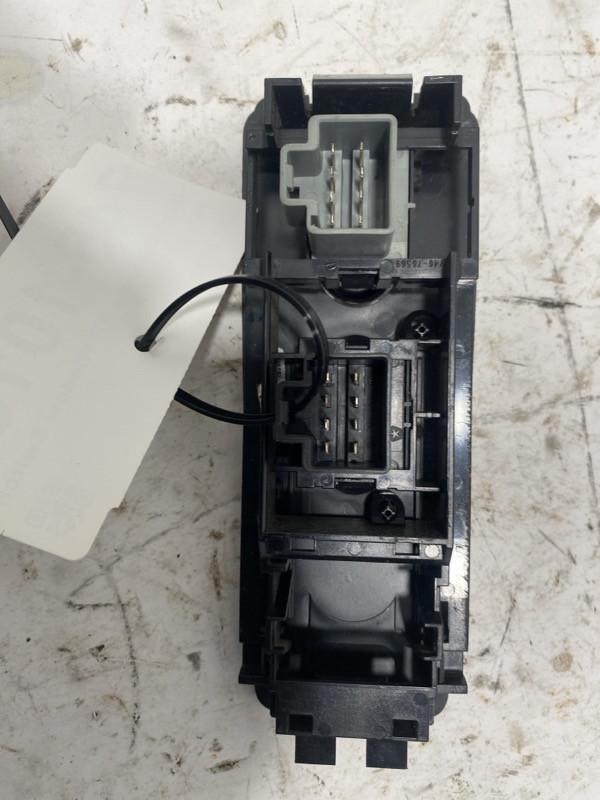 2016 Freightliner Cascadia Power Window Switch (745-10164)