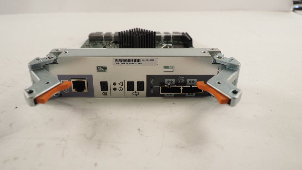 EMC Corporation SAE Disk Storage Array with 24 Bays ( no hard drives inside)