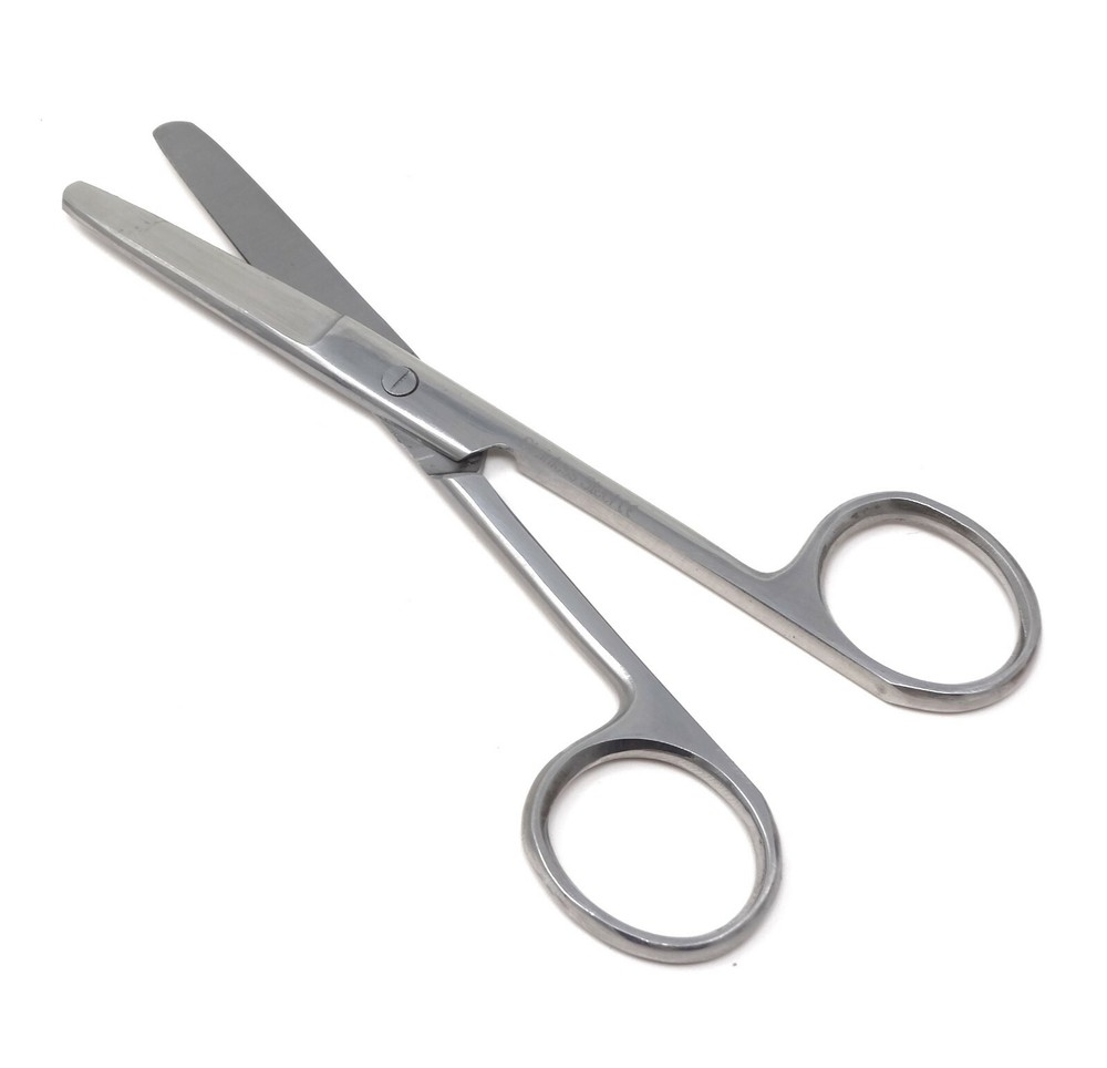 4.5" Operating Scissors Blunt / Blunt Straight Surgical Instruments