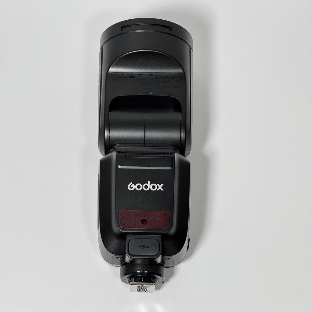 GODOX V100N U Flash - Magnetic ring - Ships UPS Ground
