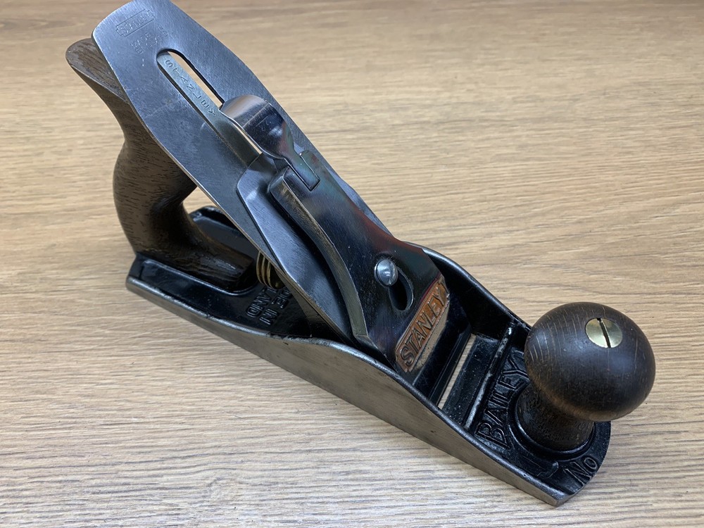 Vintage Stanley Bailey Plane - No 4 Nice Condition