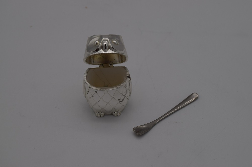 Wm A Rogers Oneida Silverplated Owl Saltcellar Lined , w/Spoon NIB