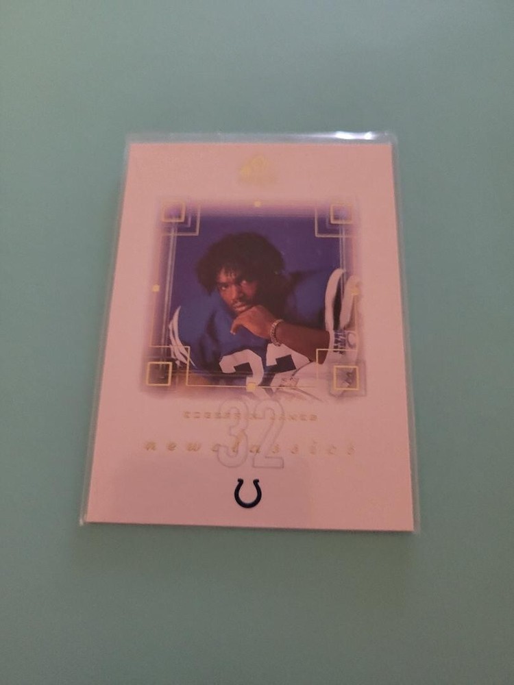 !!!    EDGERRIN JAMES  SP AUTHENTIC  INSERT  FOOTBALL CARD $$