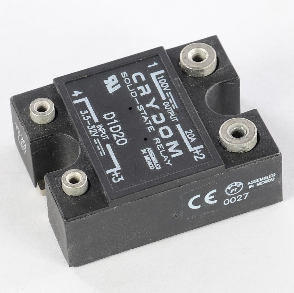 New D1D20 CRYDOM SOLID STATE RELAY