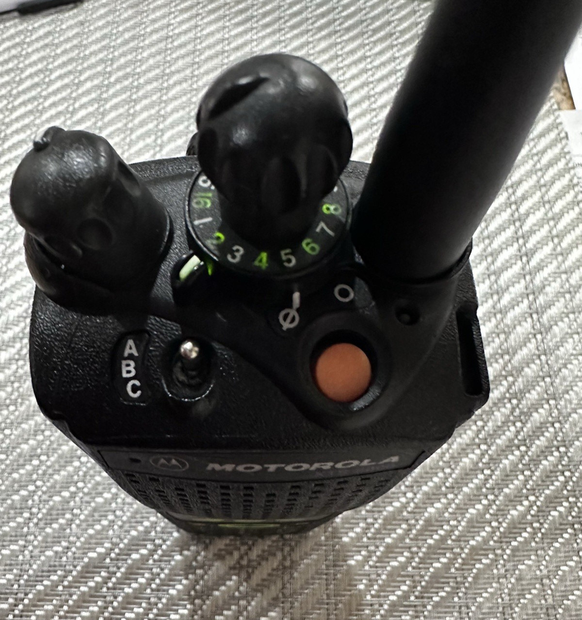 MOTOROLA XTS 5000 MODEL 3. 700/800 H18UCH9PW7AN FPP/ADP