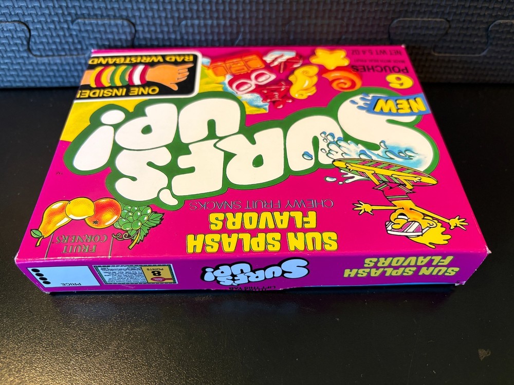 Surfs Up fruit snacks - Empty custom design display box