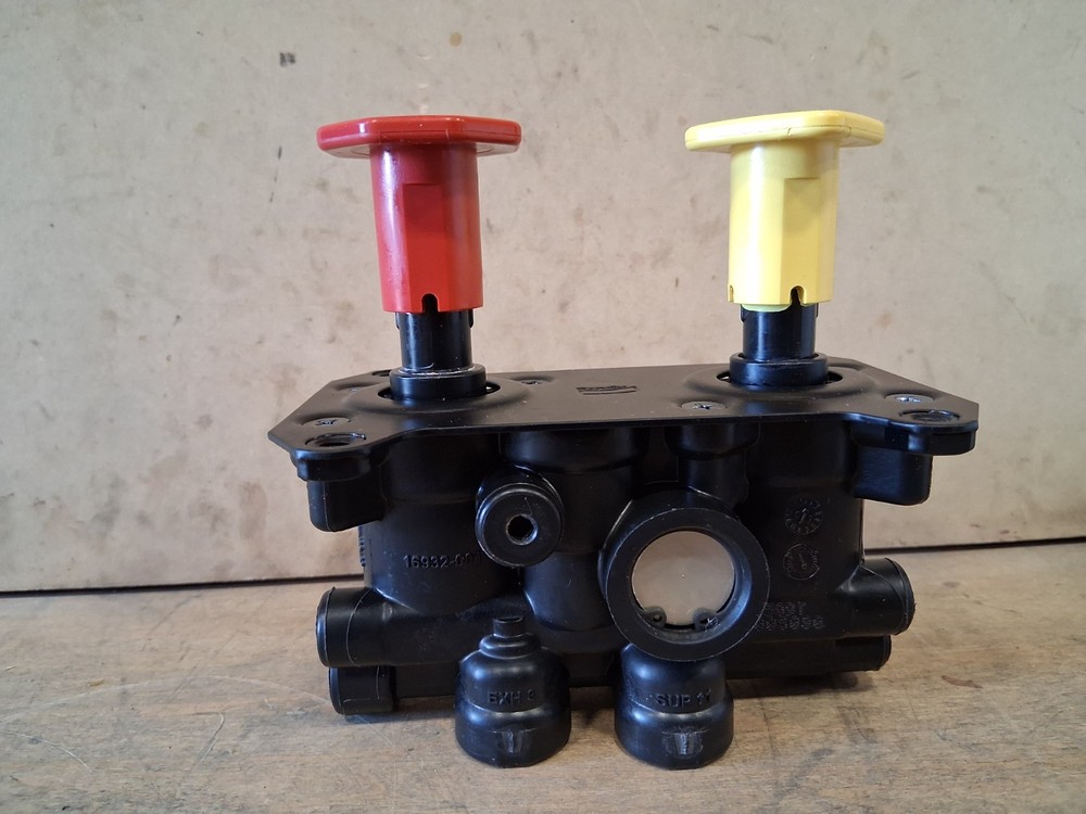 BENDIX DASH BRAKE VALVE 5005080 K033616
