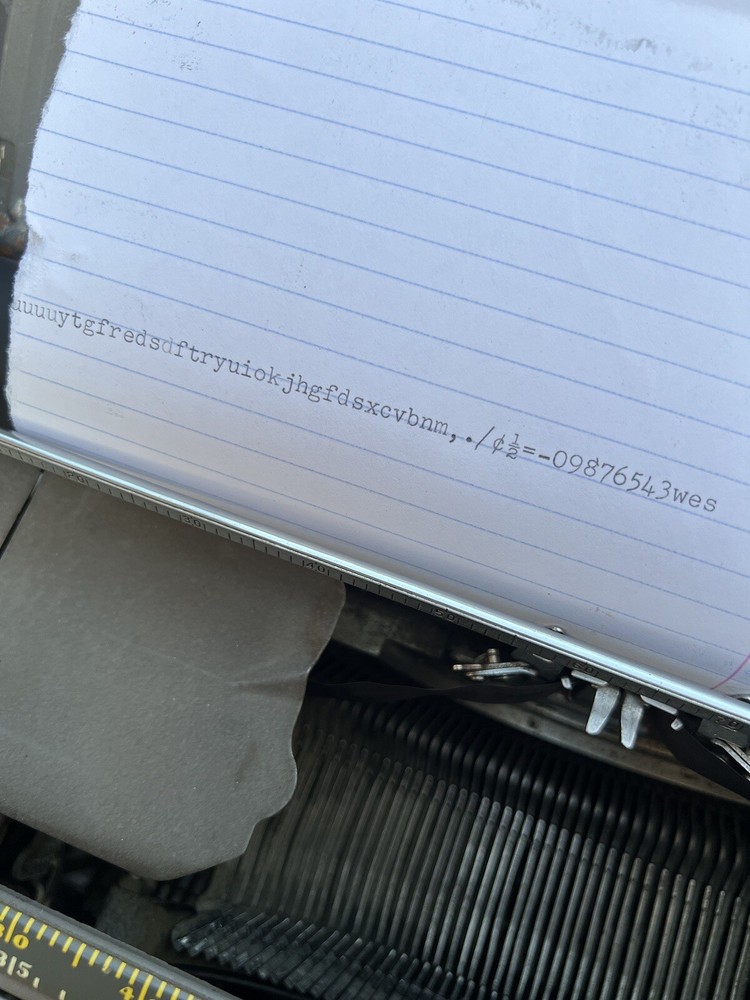 Antique UNDERWOOD SX Model TYPEWRITER Gray work