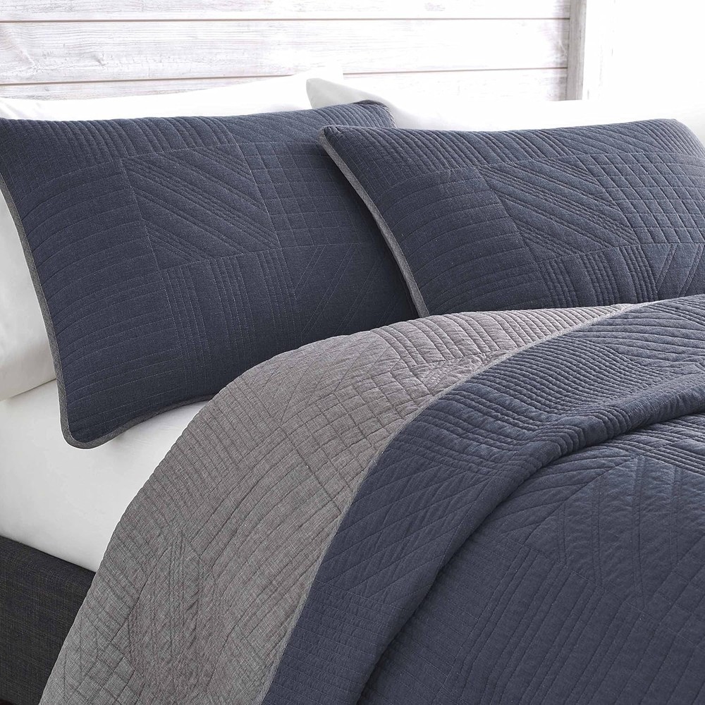 Queen Quilt Set Reversible Cotton Blend Bedding W/ Lightweight Feel Solid 3