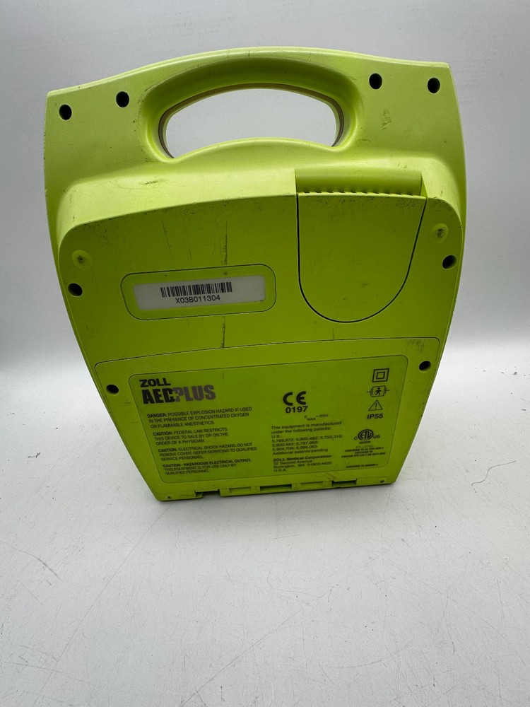 Zoll AED Plus Defibrillator with Pads